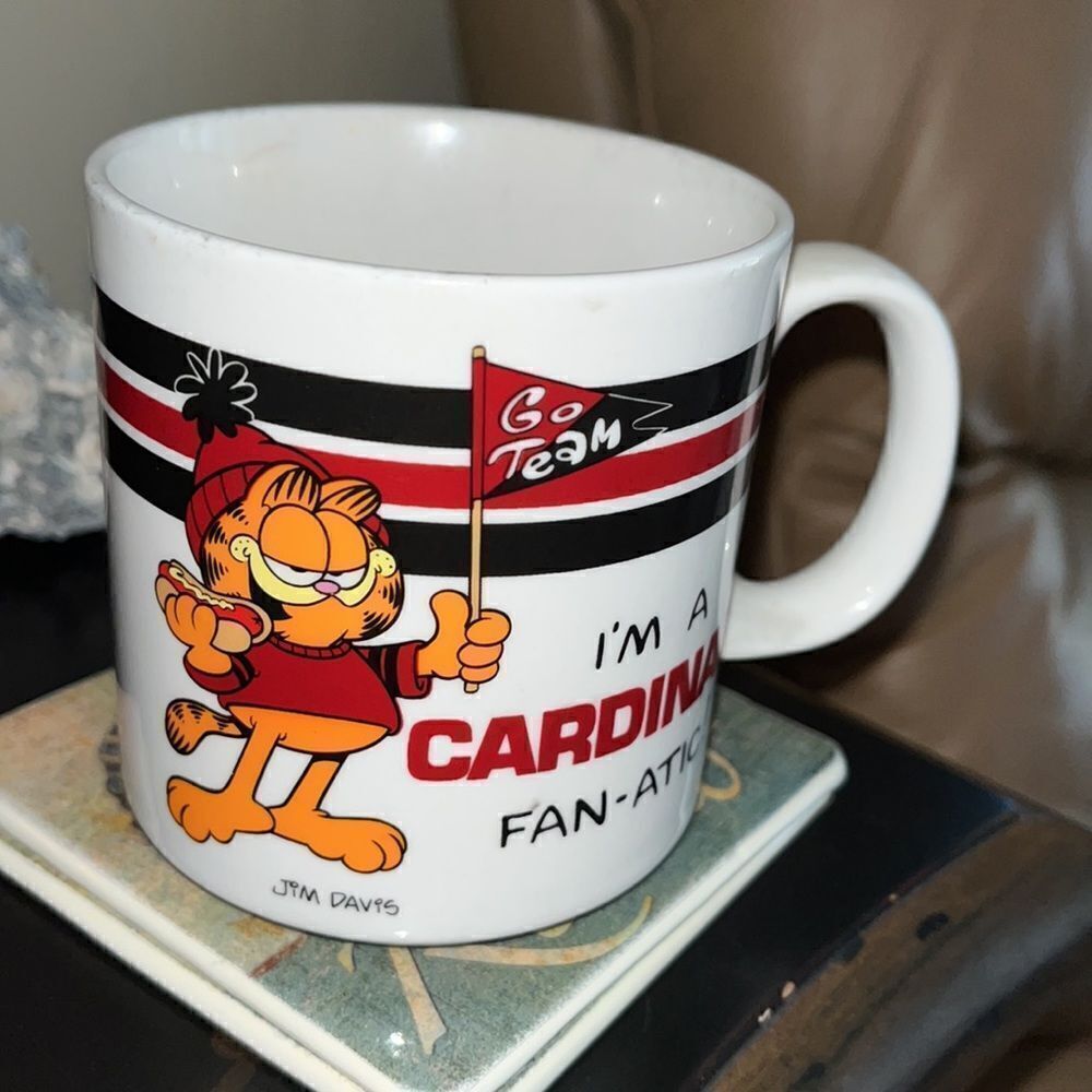 Jim Davis ‘78 Garfield Arizona Phoenix Cardinals NFL steam Lover ceramic mug cup